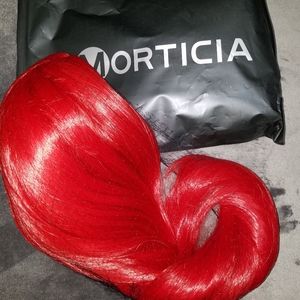Red long wig